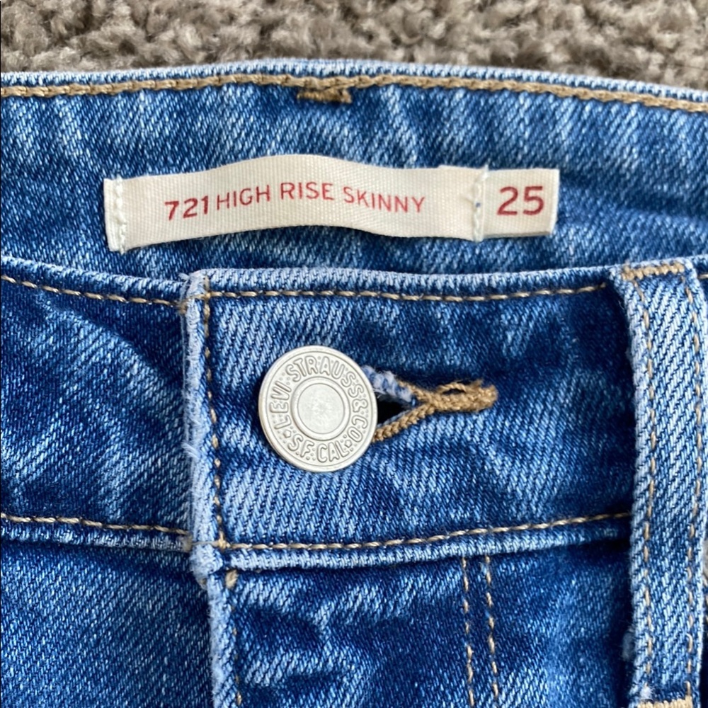 Levi's Women's High Rise Skinny Jeans - Blue